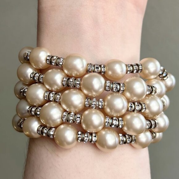 CHANEL Ultra Rare 1993 Runway Chunky Multi-Strand Pearl & Crystal Bracelet - Picture 1 of 6